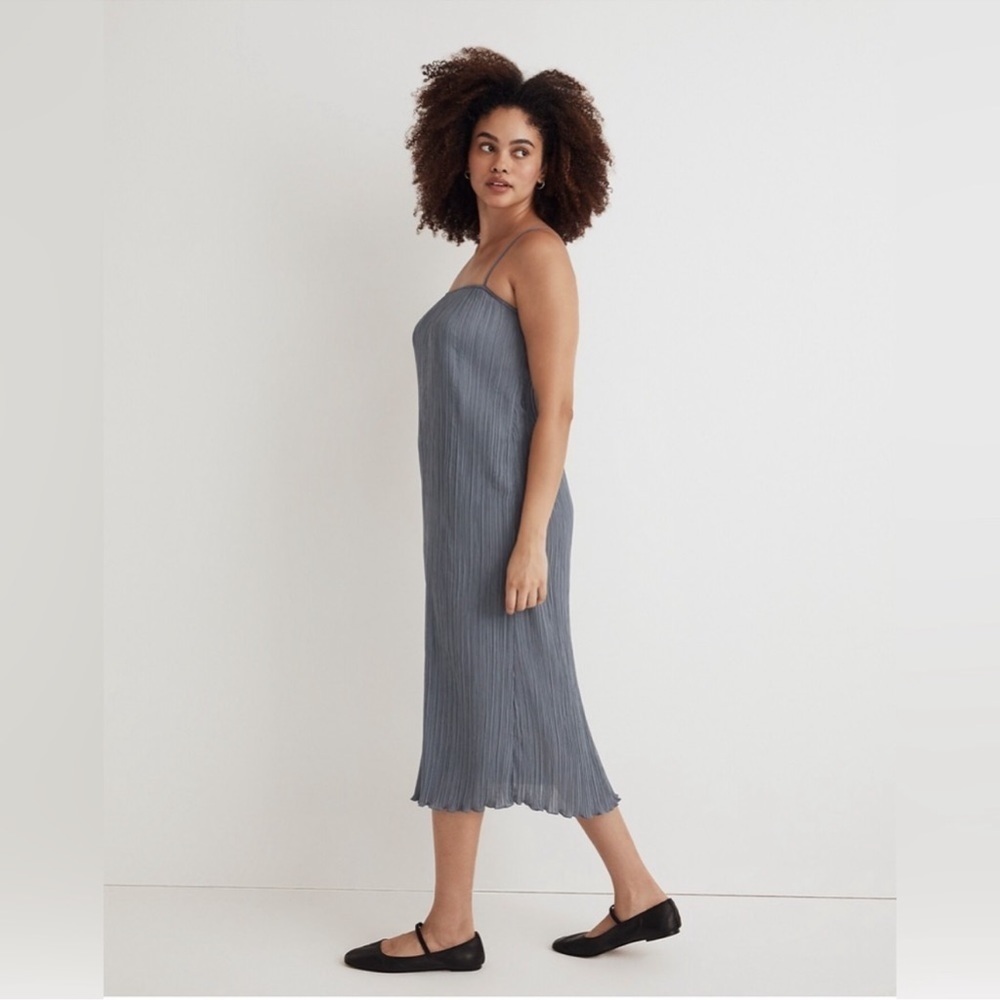 Madewell The Goldie Plissé midi teapot blue dress 6 - Picture 3 of 9